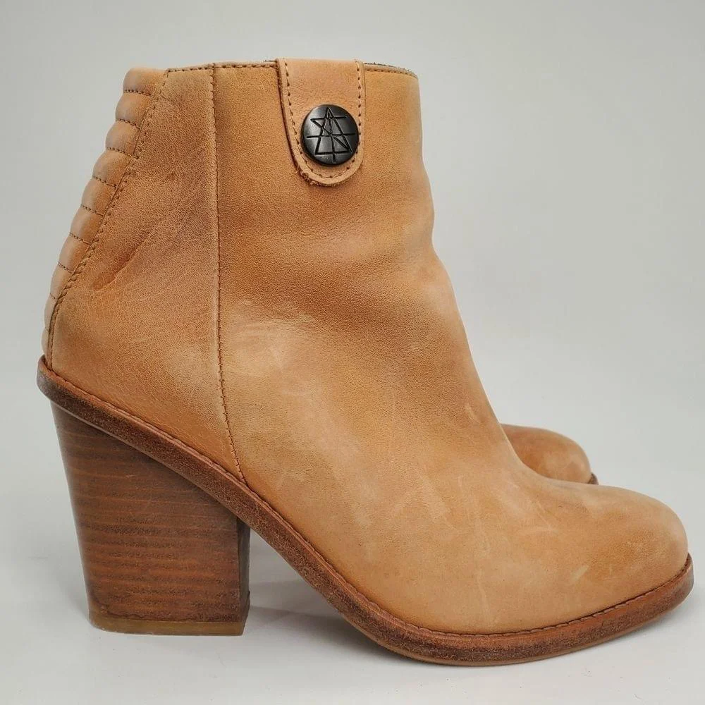 Surface To Air Tan Leather Stacked Block Side-Zip Almond Toe Ankle Boots